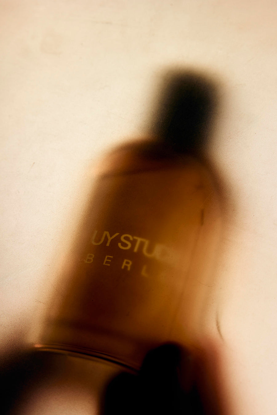 Eau de Parfum, Niche Fragrances & the Art of Smelling Different