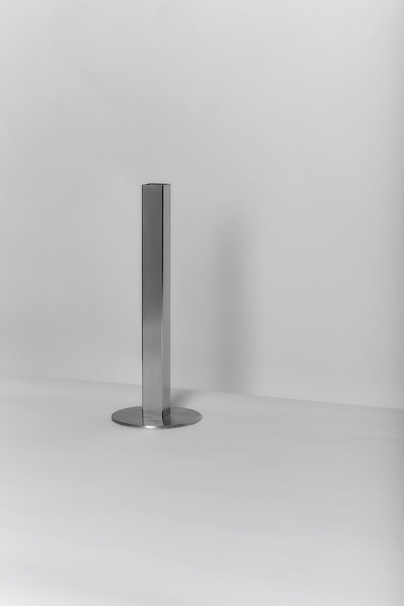 ROUND SQUARED  FLOWER VASE